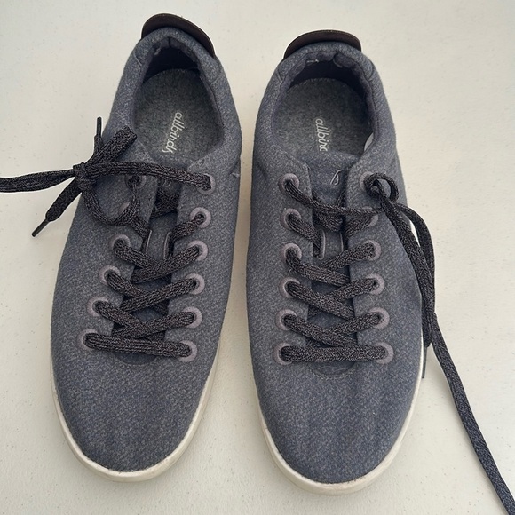 Allbirds - Picture 1 of 4